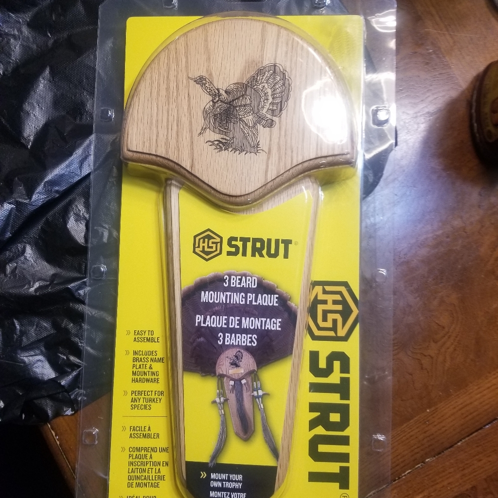 Nwt Hunters Specialties Strut 3 beard mounting plaque trophy mount